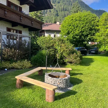 Sonnenwinkl 住宿加早餐酒店 Oberlängenfeld