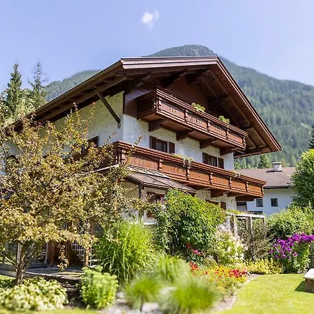 Sonnenwinkl 住宿加早餐酒店